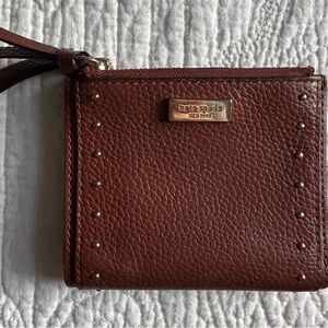 Kate Spade . 100% Leather wallet